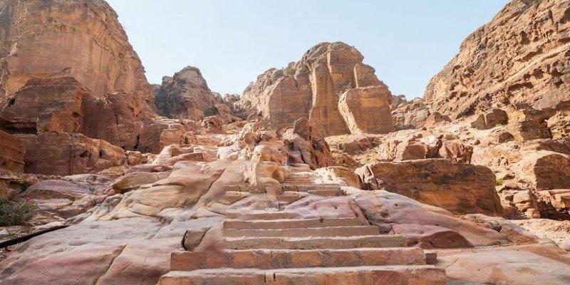 Heritage and Hospitality: Experiencing Jordan’s Culture
